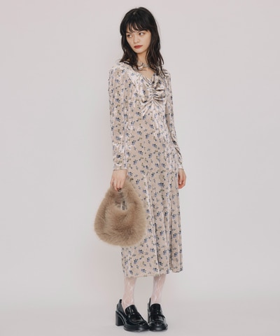 クロスリボンフラワーベロアロングワンピース(F ベージュ): REDYAZEL