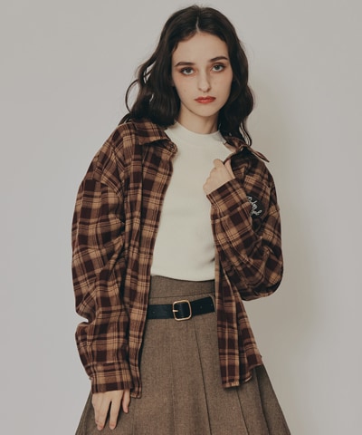 ロゴワッペンオーバーシャツ