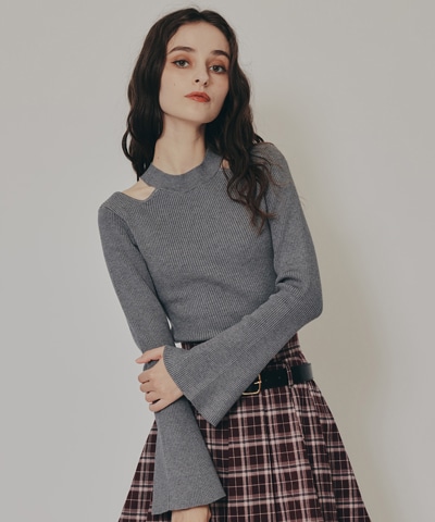 カットアウトリブニットトップス