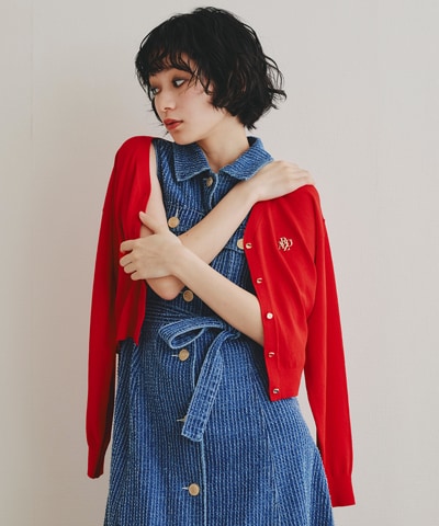 ロゴプレートVネックカーディガン