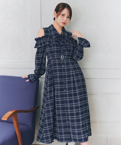 【=LOVE 大場花菜さん着用】フリルチェックオープンショルダーリボンタイロングフリルワンピース