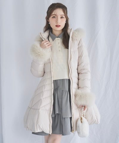 極美品♡Swingle FOXファー ダウン ホワイト フード付き ジャケット 2025年最新】Swingle レディース ダウンジャケットの人気