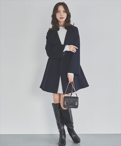 【クリーニング済】SWINSWING タフタ　フレアコート　紺色　42 クリーニング済】SWINSWING タフタ フレアコート 紺色 42 コート