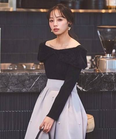 リボンオフショルフェザーニット