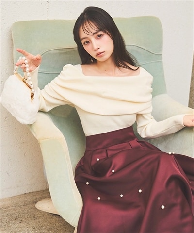 サイドギャザーオフショルニット