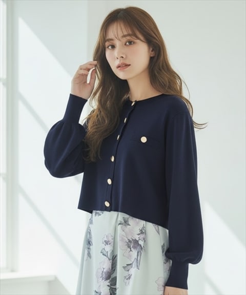 金ボタンスカラップカーディガン