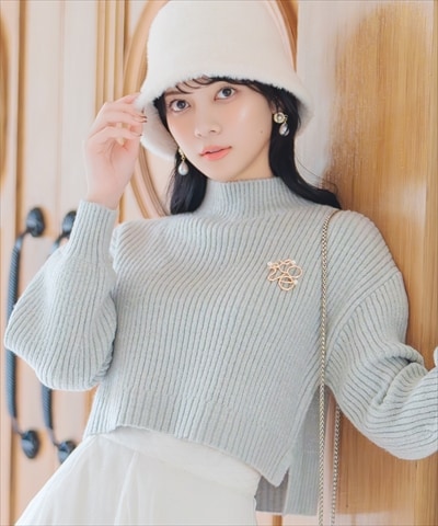 【12/5(fri)10時発売】ブローチ付きクロップドラメニット