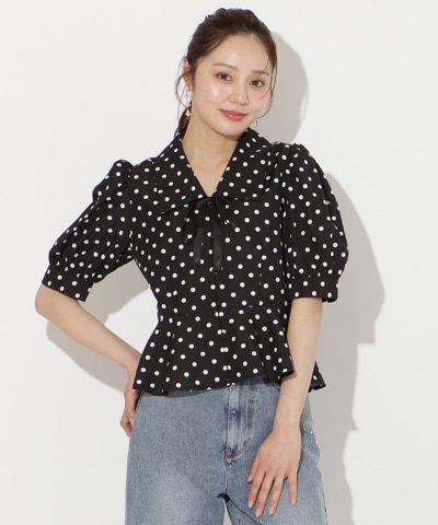 パフスリーブドットブラウス