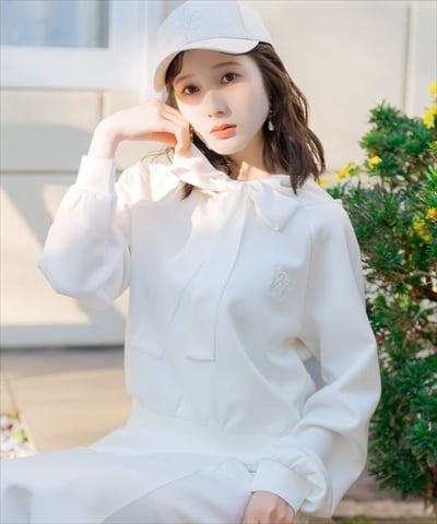 【3/12(thu)10時発売】リボンスウェットフーディー