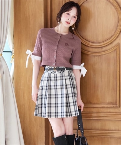ベルト付きタックプリーツミニスカート
