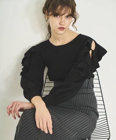 袖フリルニット