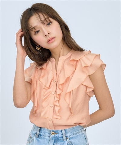 フレンチスリーブラッフルブラウス
