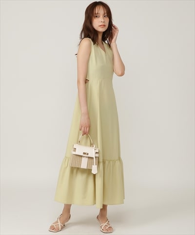 【6/11(木)発売商品】バックオープンデザインノースリーブフレアワンピース