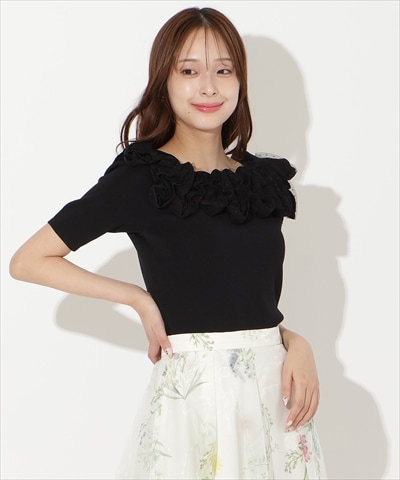 フリルボートネックニットプルオーバー