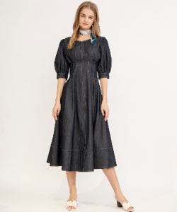 アンティークボタンカーディガン