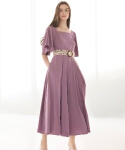 リネン調スクエアネック袖フレアワンピース