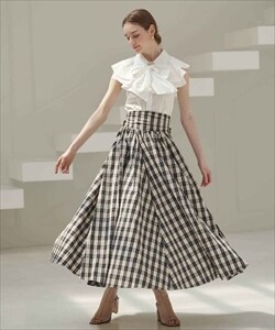 【ウエストタックギャザーチェックロングスカート】